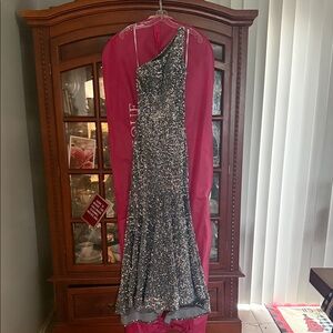 Vienna Prom One-Shoulder Silver Sequin Dress